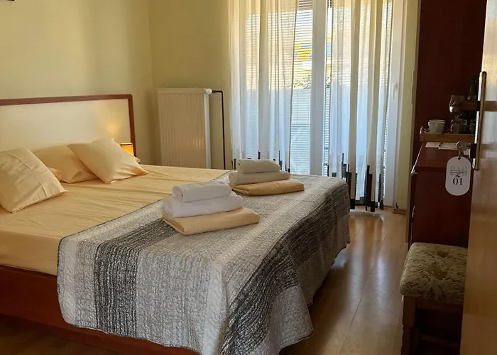 Pag Vero Πανσιόν Pag Town